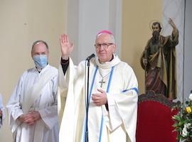Poutní mše svatá v Jeníkově a požehnání obnovené kaple ve Verneřicích
